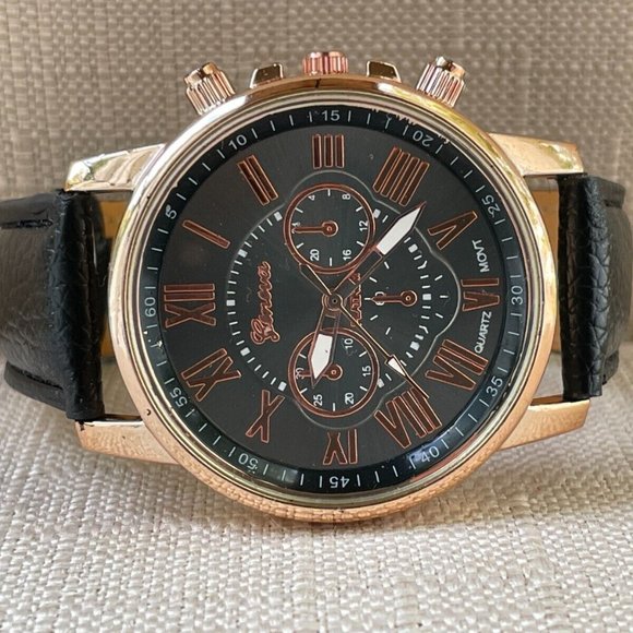 Geneva Accessories - Geneva Unisex Wristwatch Fashion Gold Tone Case Quartz Watch